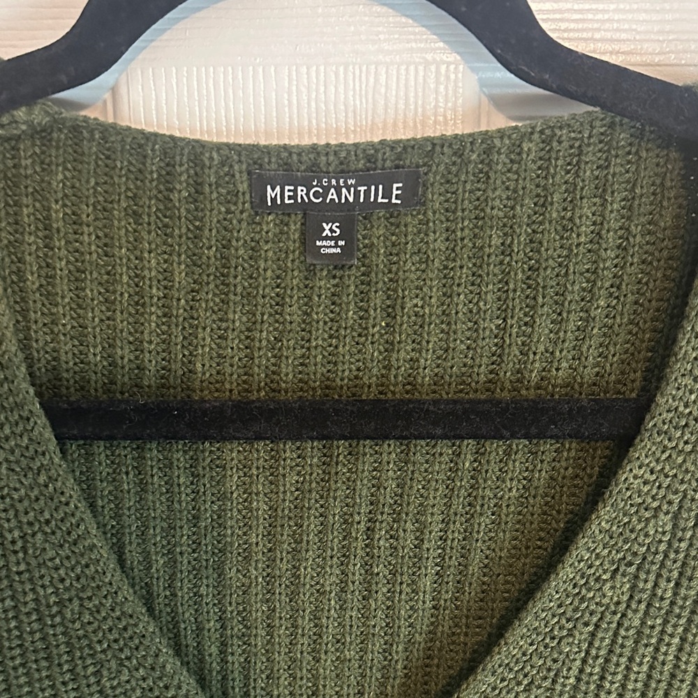 J. Crew Factory Women's Green V-Neck Sweater - Picture 2 of 4